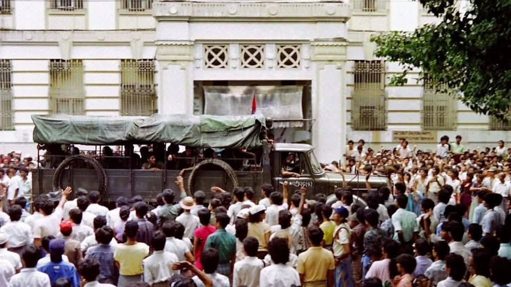 သမိုင်းကို ဘယ်လို ကြည့်မလဲ